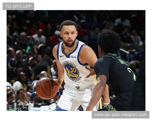 勇士主场战胜太阳，穆迪和库里成为得分机器，勇士新秀穆迪身高